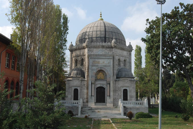 sultan reshat mausoleum